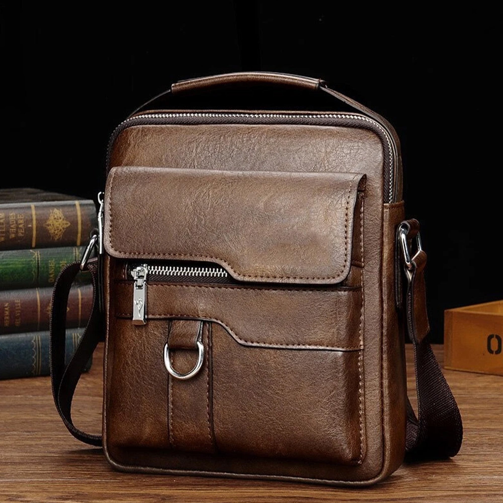The Redwood - Classic Grain Cross Body Bag